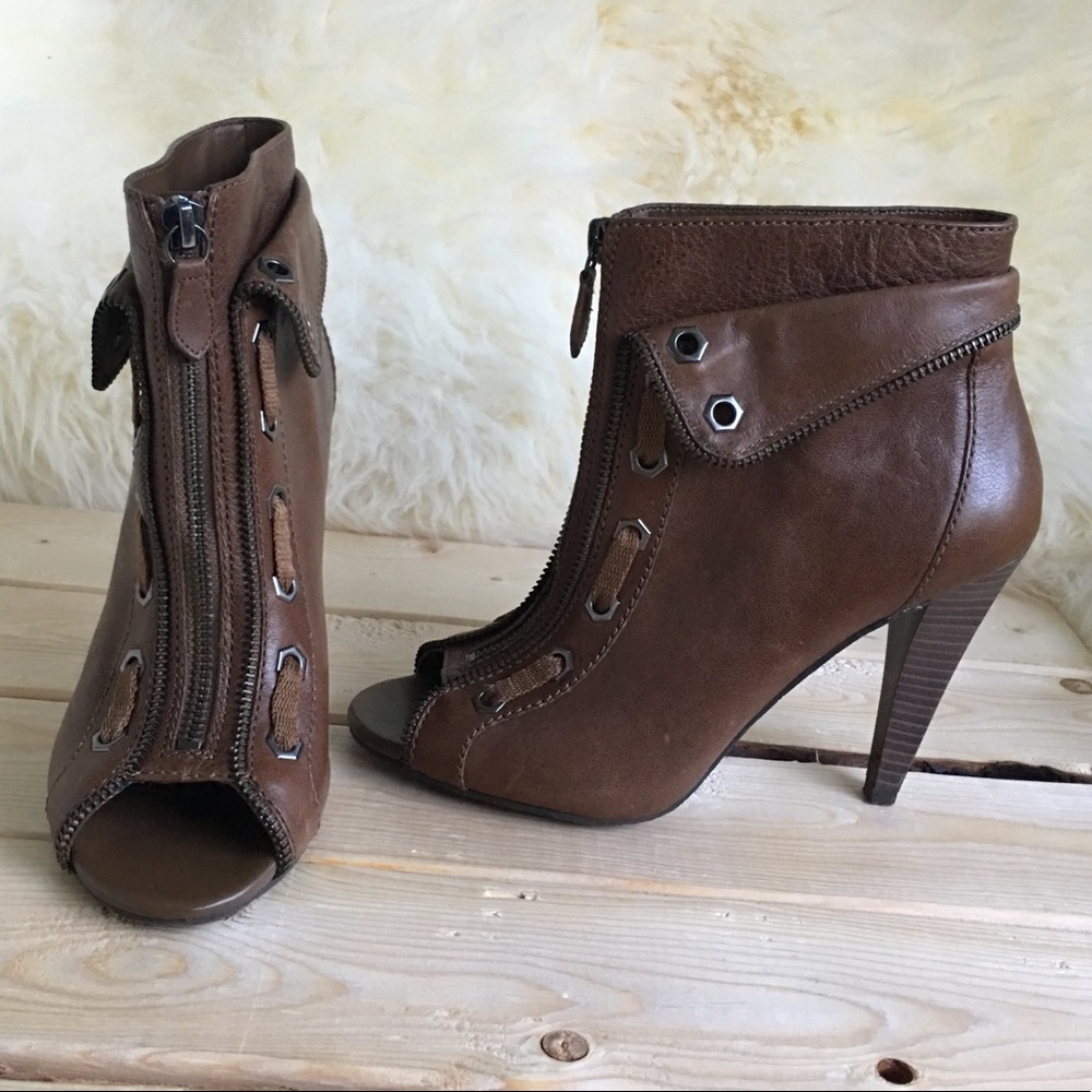 Gianni Bini Peep Toe Booties 🍁